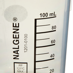 Nalgene&trade; Polypropylene Griffin Low-Form Plastic Beakers